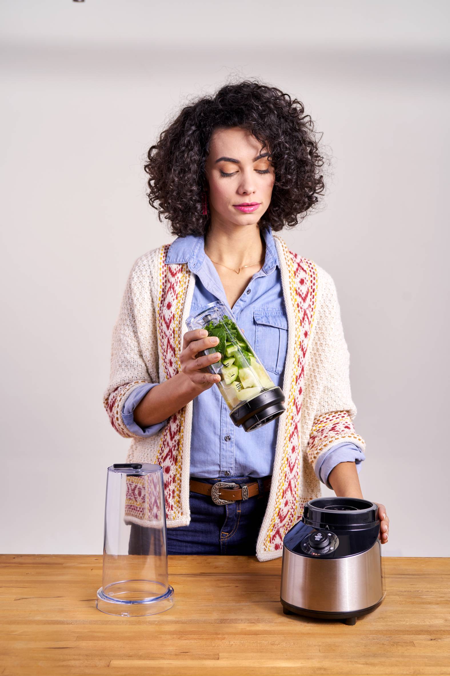 FRESHBOOST NEGRA 800 W + 2 BOTELLAS PARA LLEVAR