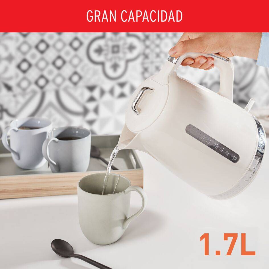 Hervidor marfil, diseño vintage, 1,7&nbsp;L de capacidad y base giratoria 360°