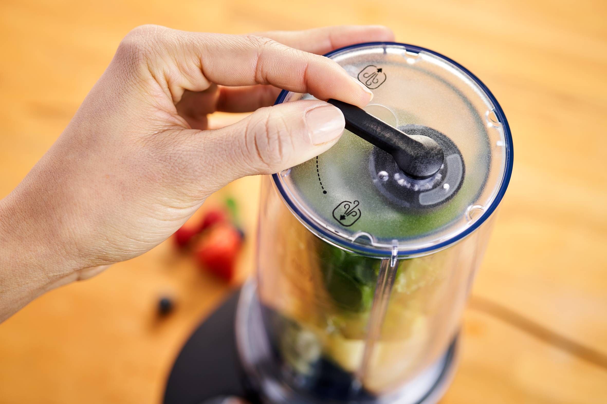 FRESHBOOST NEGRA 800 W + 2 BOTELLAS PARA LLEVAR