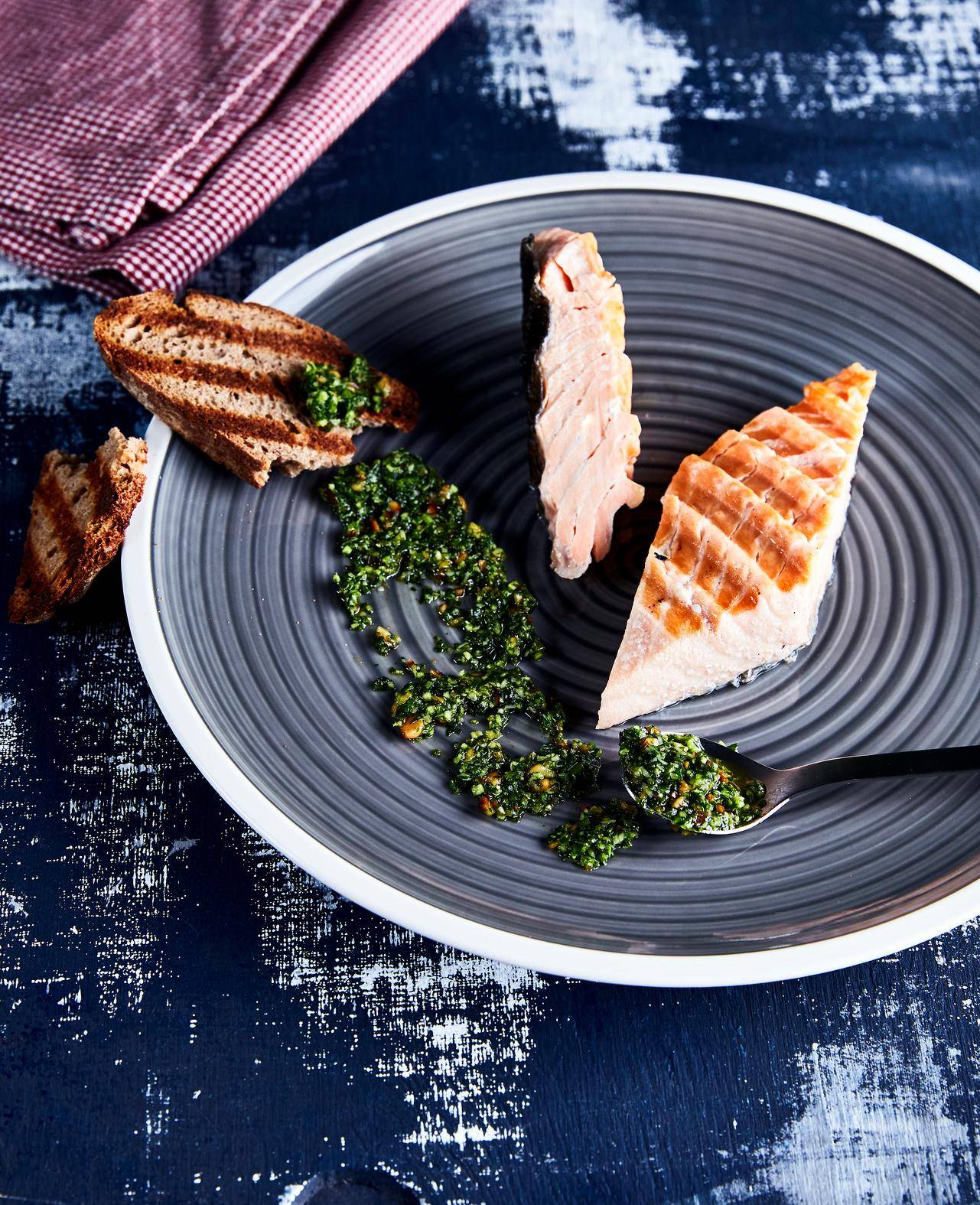Filetes de salmón con pesto de rúcula - Receta undefined | Moulinex