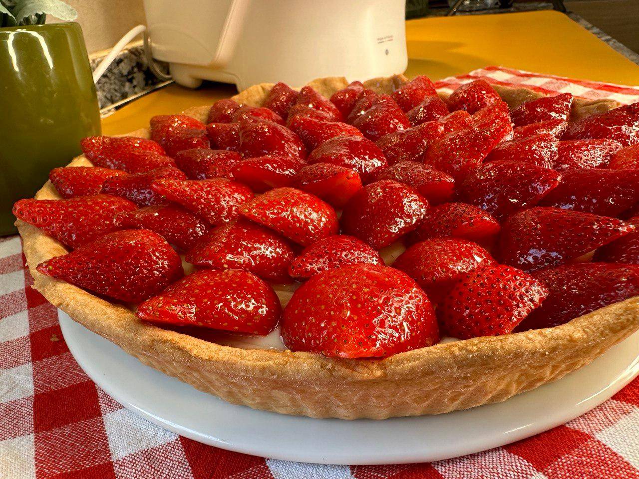 Tarta de fresas sobre crema pastelera - Receta Companion Connect XL | Moulinex