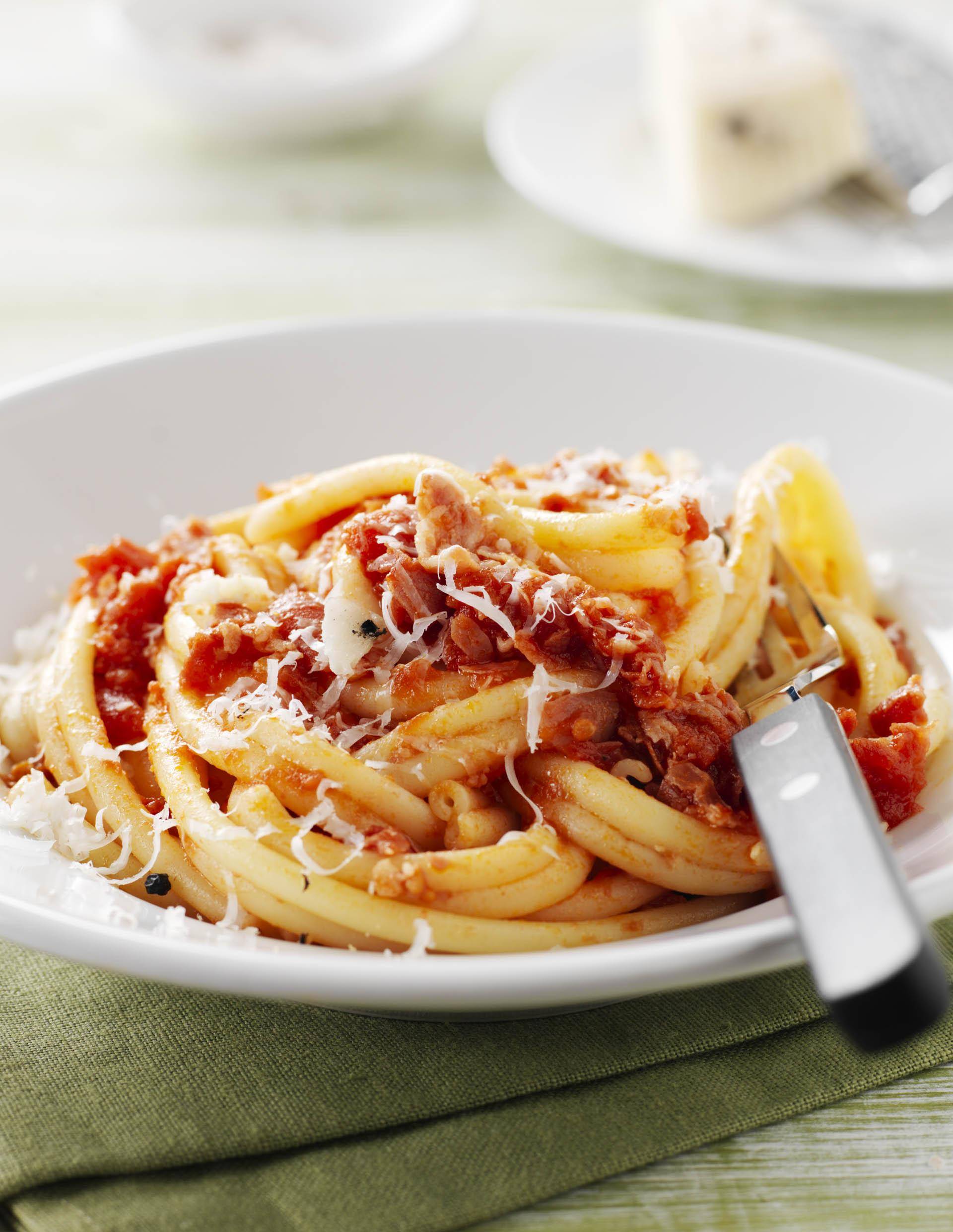 Espagueti all´amatriciana - Receta Companion | Moulinex