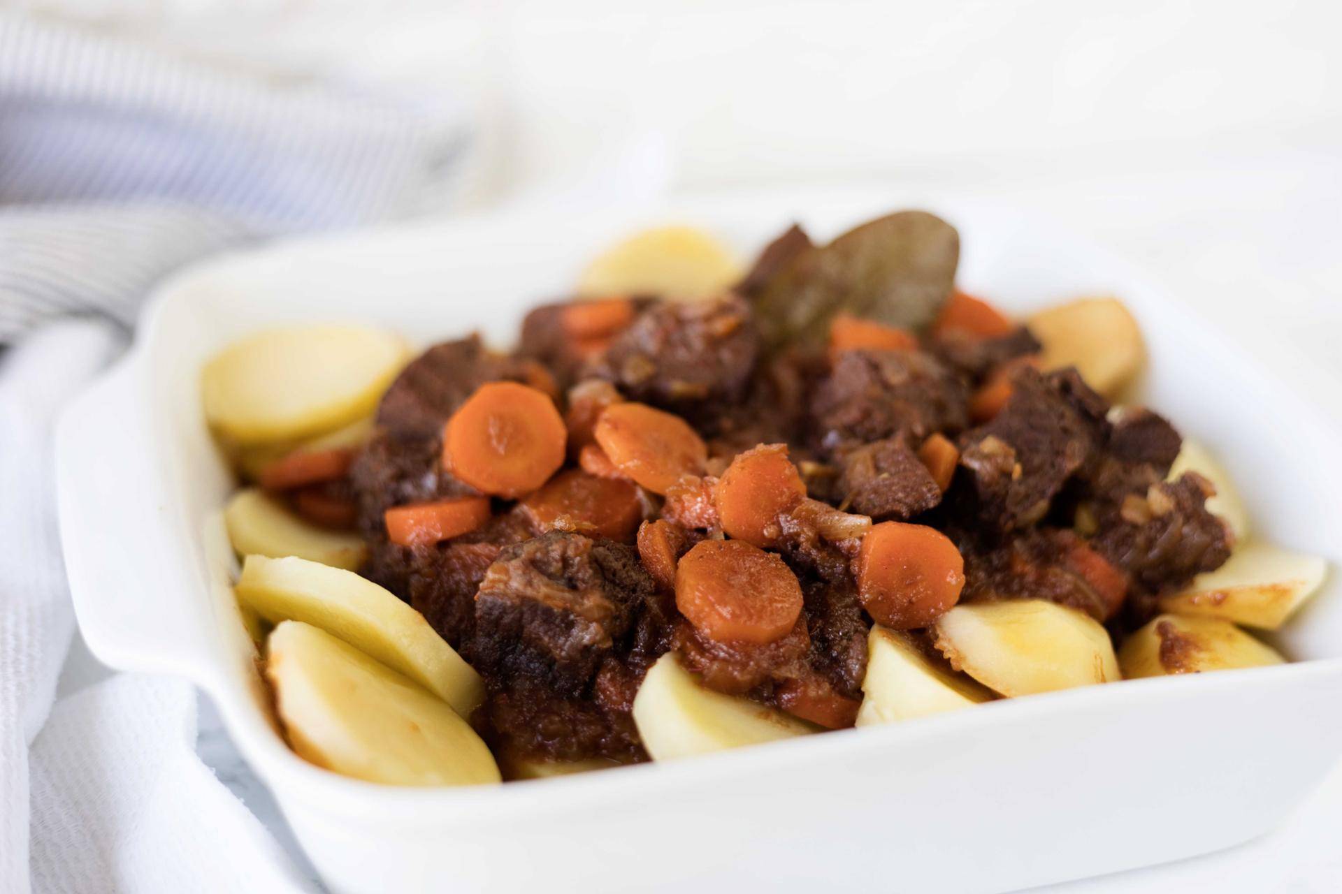 Ternera guisada con Pedro Ximénez y patatas - Receta Click&Cook | Moulinex