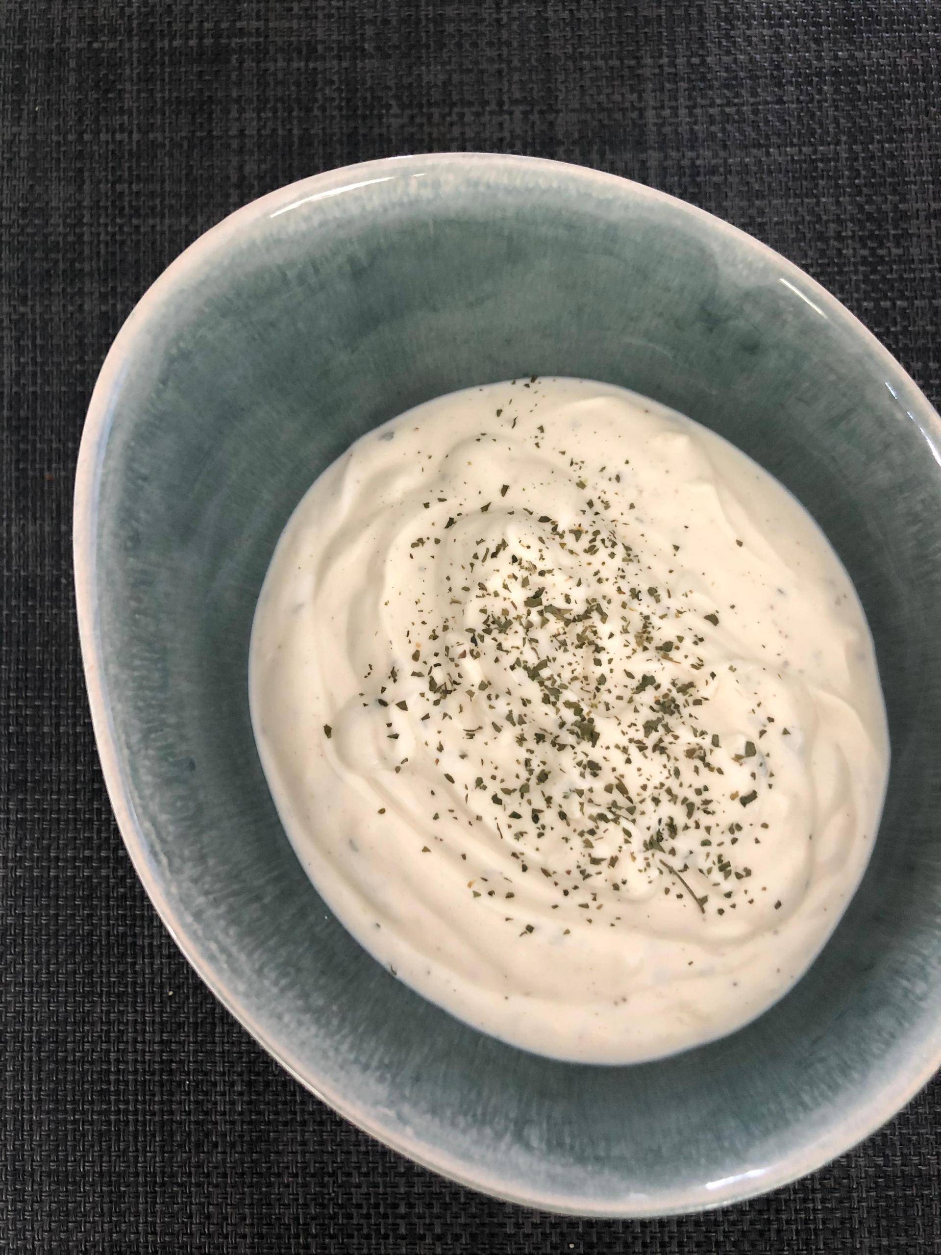 Salsa turca de yogurt - Receta Companion Connect XL | Moulinex