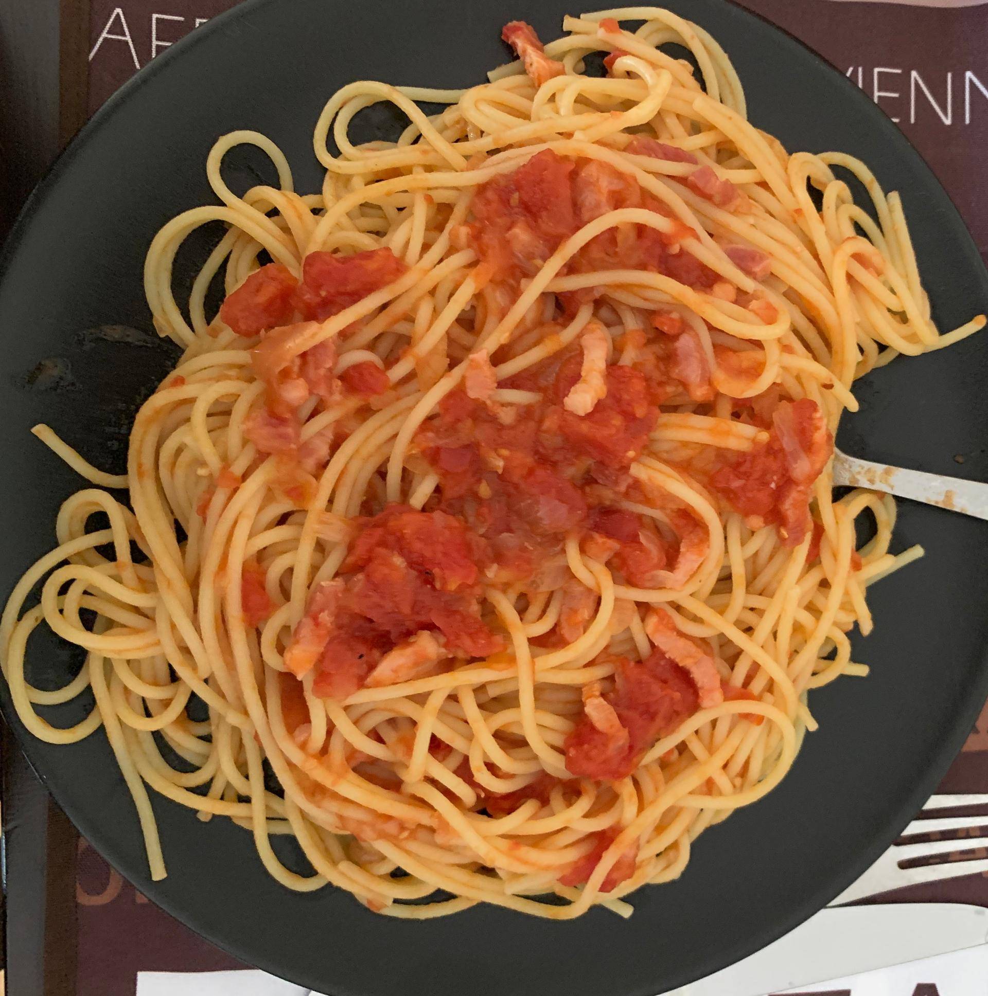 Espaguetis a la amatriciana - Receta Companion | Moulinex
