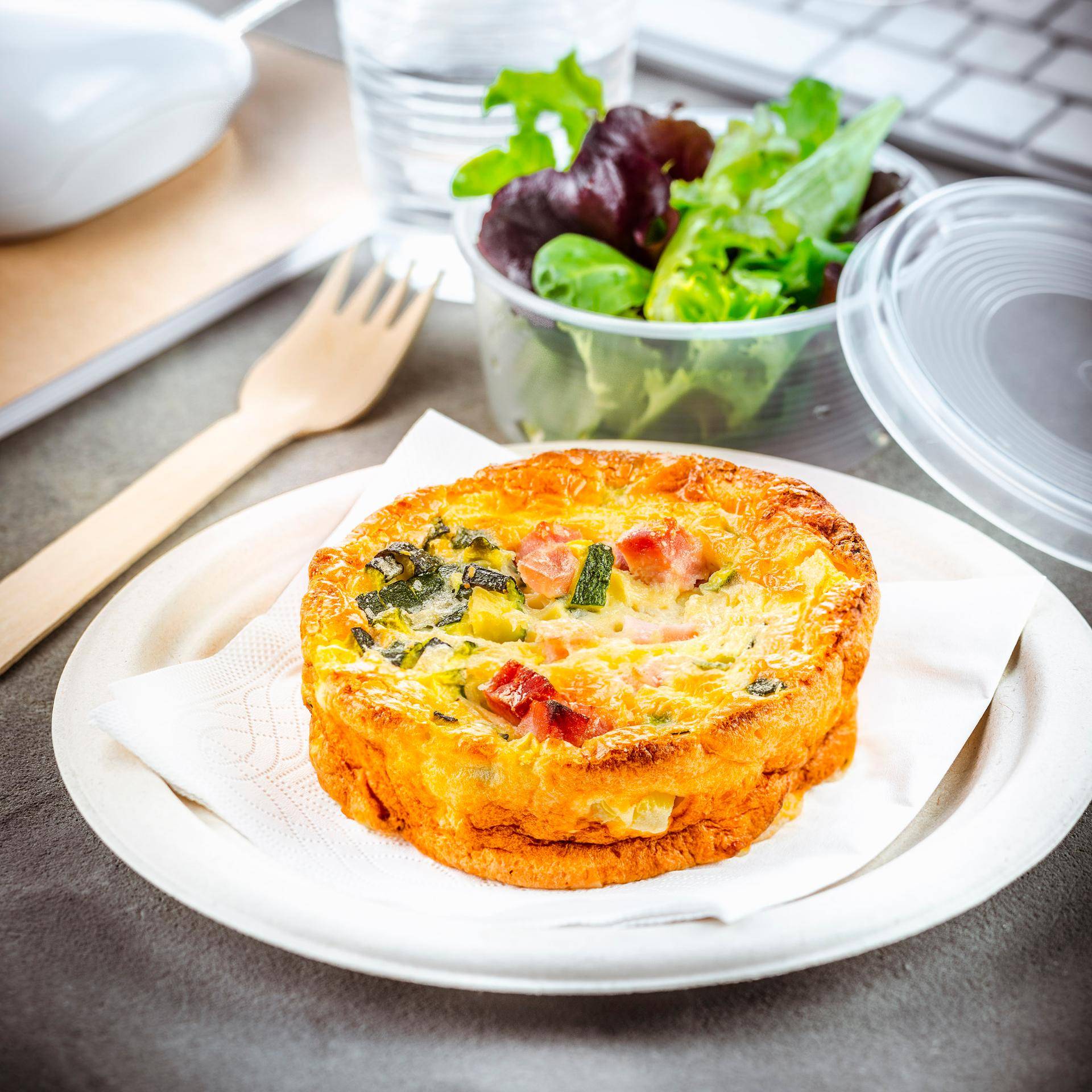 Quiche sin masa con calabacines y jamón - Receta Companion | Moulinex