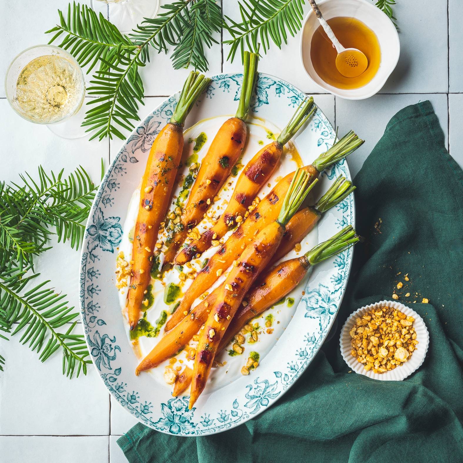 Zanahorias asadas con salsa de yogur y pesto de hojas - Receta OptiGrill 2in1 | Moulinex