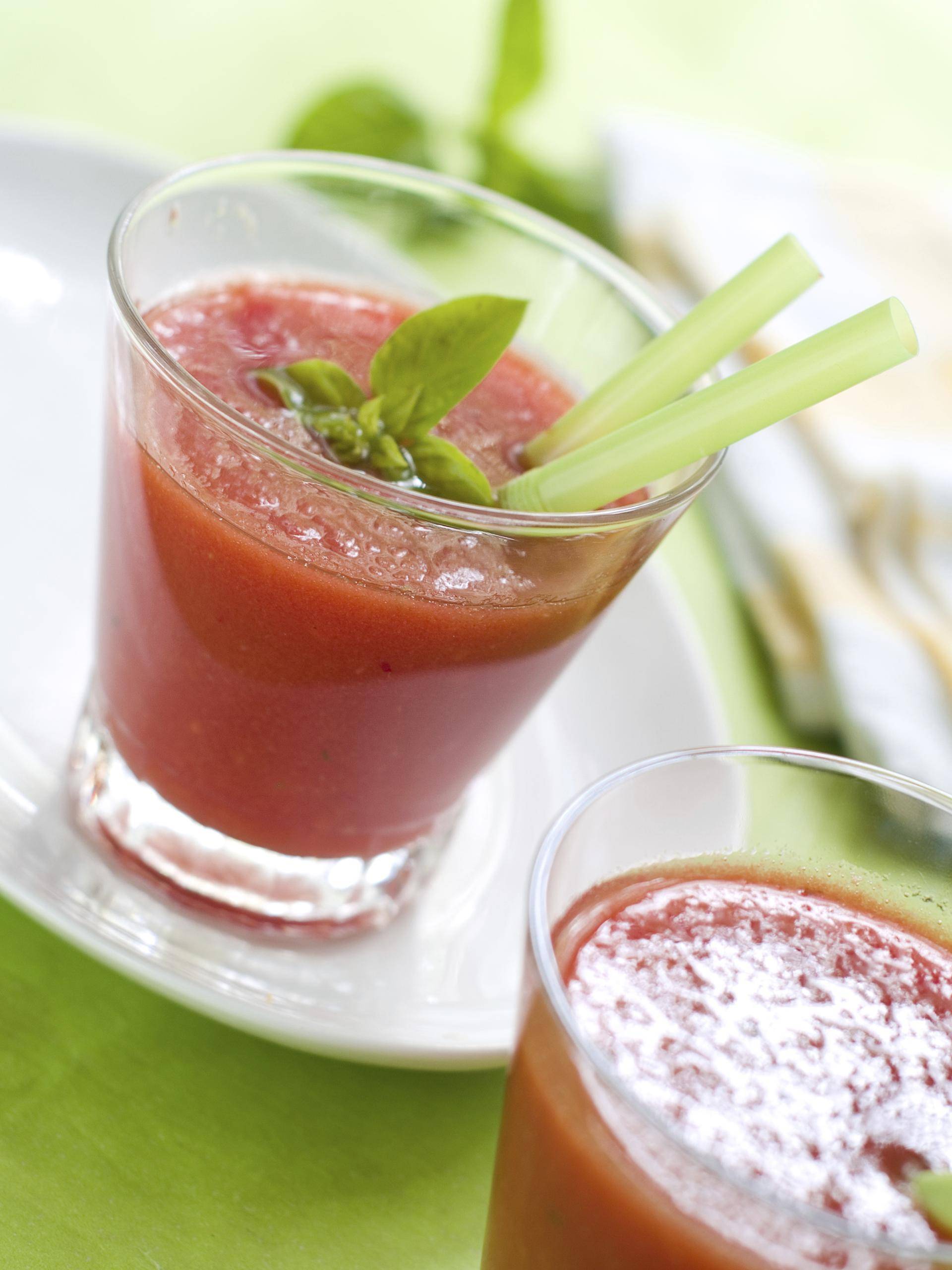 Zumo de tomate especiado - Receta undefined | Moulinex