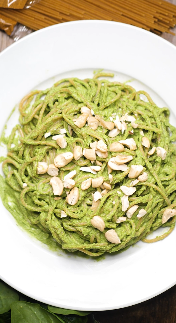Pasta con salsa de anacardos y aguacate Realfooding - Receta Blendforce, Mini Blender | Moulinex