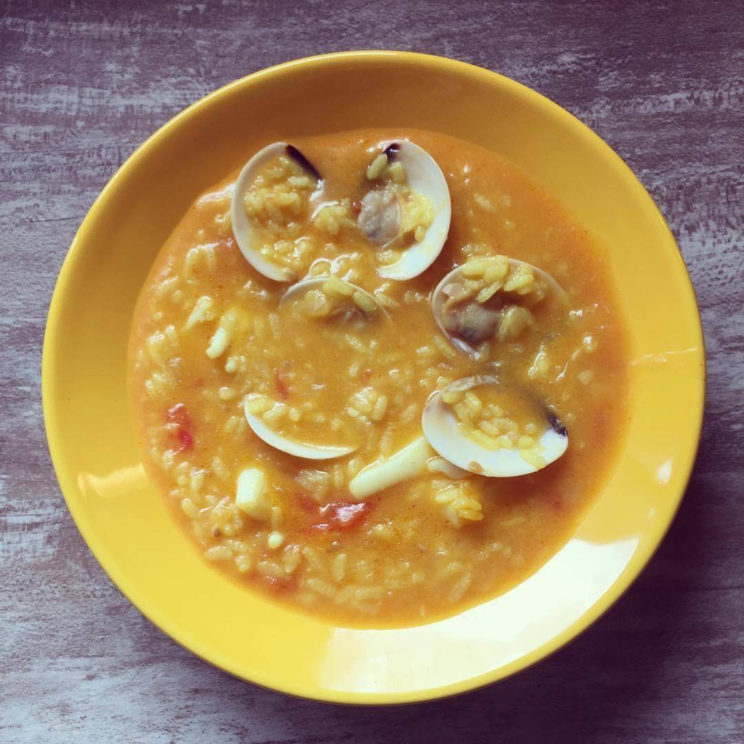 Arroz caldoso de sepia y almejas - Receta Companion | Moulinex