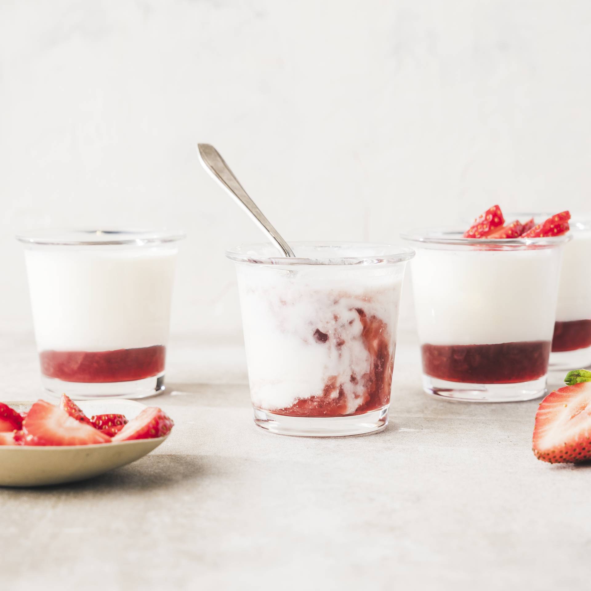Yogur de fresa - Receta Easy fry Silence XL / Essential XL | Moulinex