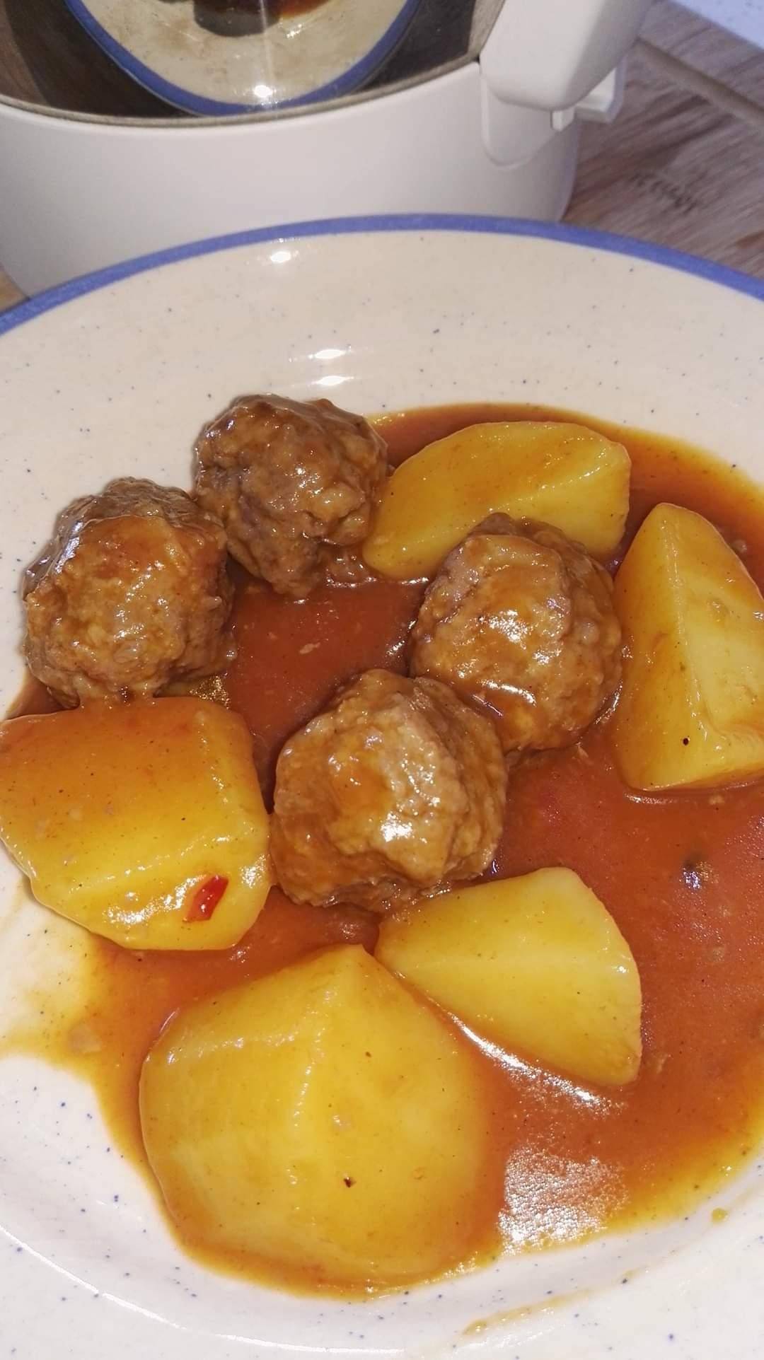 ALBÓNDIGAS CON SALSA BARBACOA - Receta Companion Connect XL | Moulinex