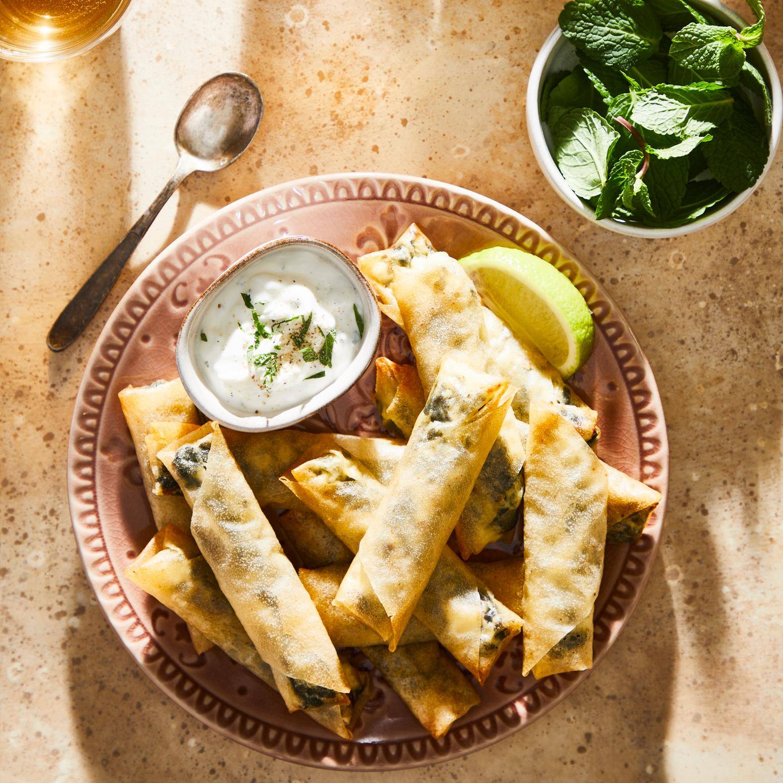 Rollitos de espinacas y queso feta - Receta Dual EasyFry | Moulinex