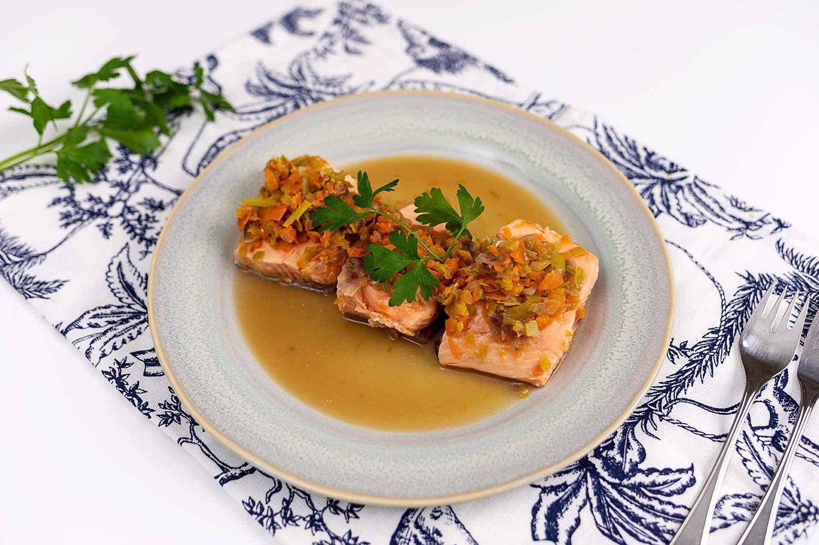 Salmón en caldo corto - Receta Click&Cook | Moulinex