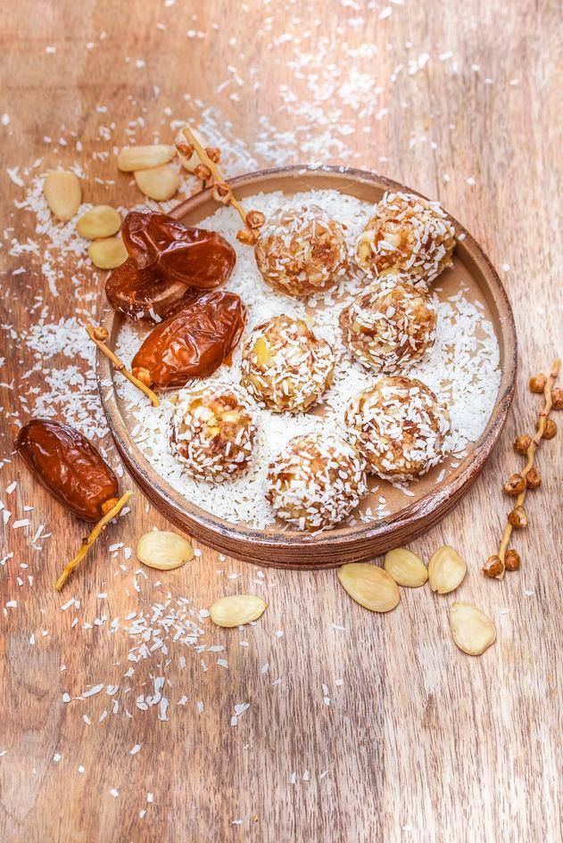Energy ball de almendra y coco - Receta Perfectmix + | Moulinex