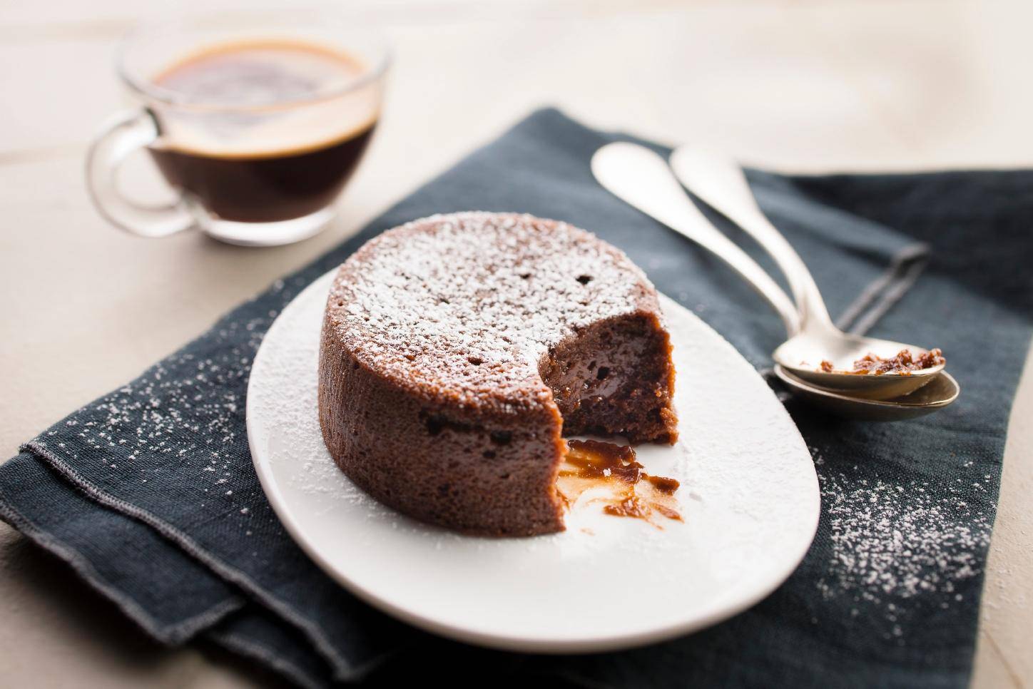 Pastel de chocolate esponjoso - Receta Cookeo | Moulinex