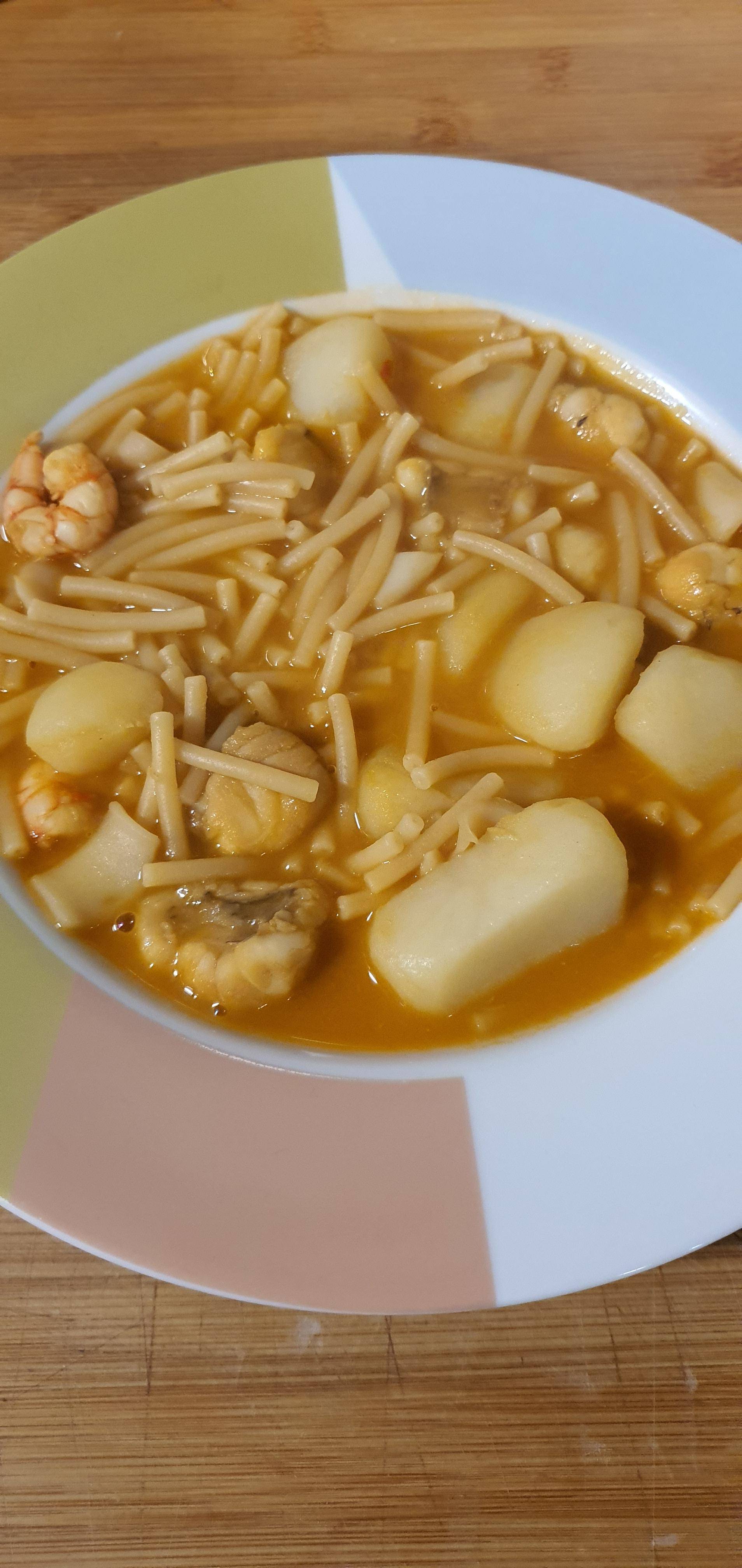 Caldo de pescado con fideos - Receta Companion Connect XL | Moulinex