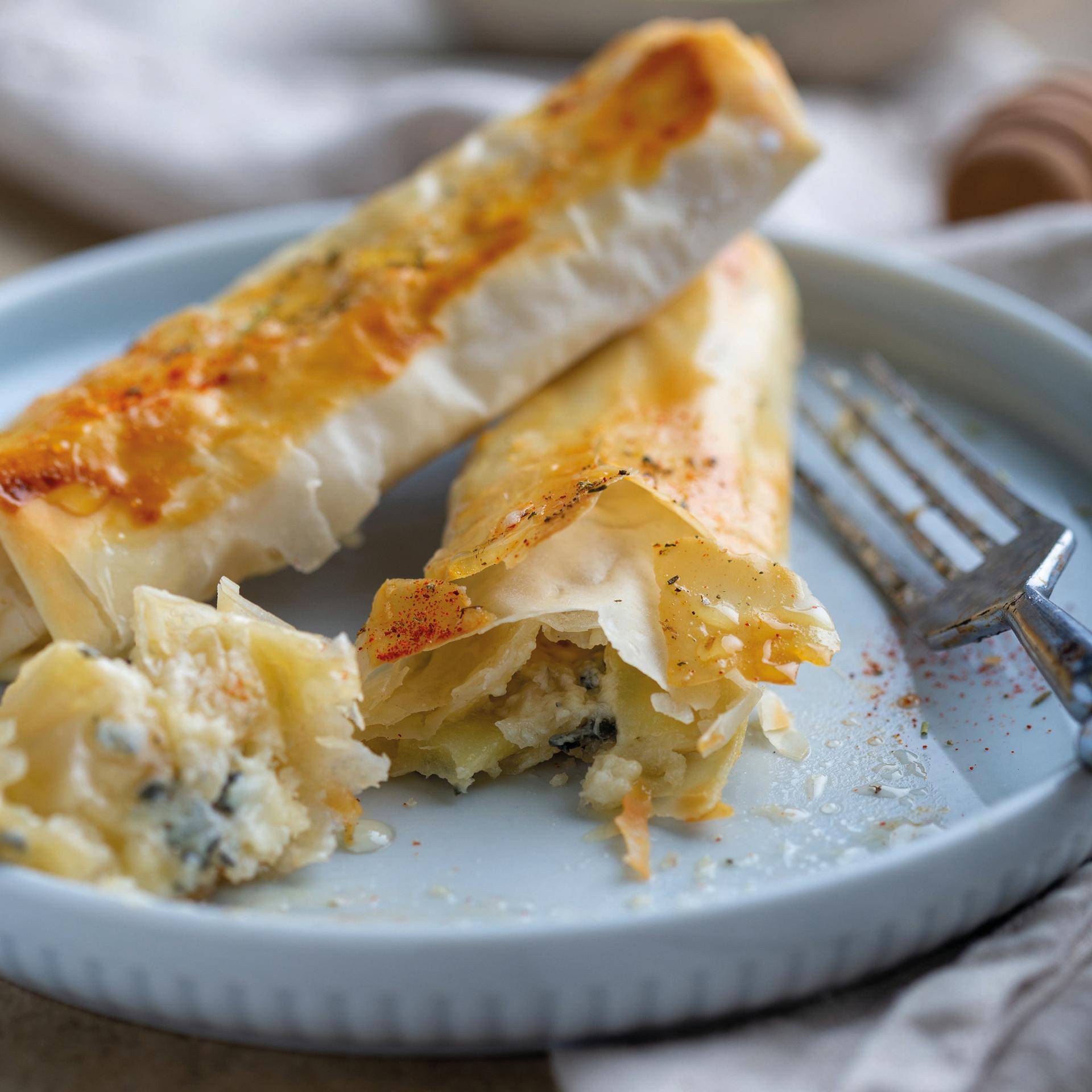 Barquillos con queso feta - Receta Dual EasyFry&Grill | Moulinex