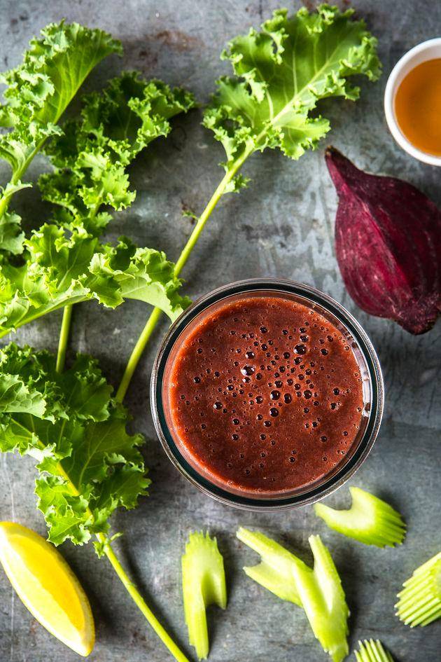 Batido detox de col rizada y remolacha - Receta Blend up | Moulinex