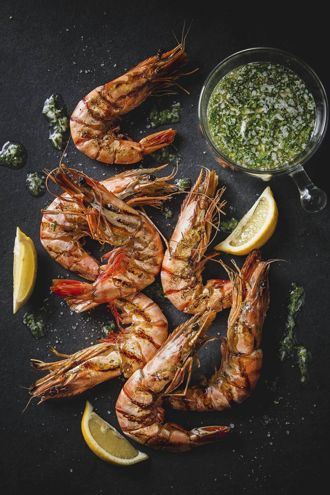 Langostinos a la plancha con mantequilla cítrica de ajo y perejil - Receta OptiGrill 2in1 XL | Moulinex