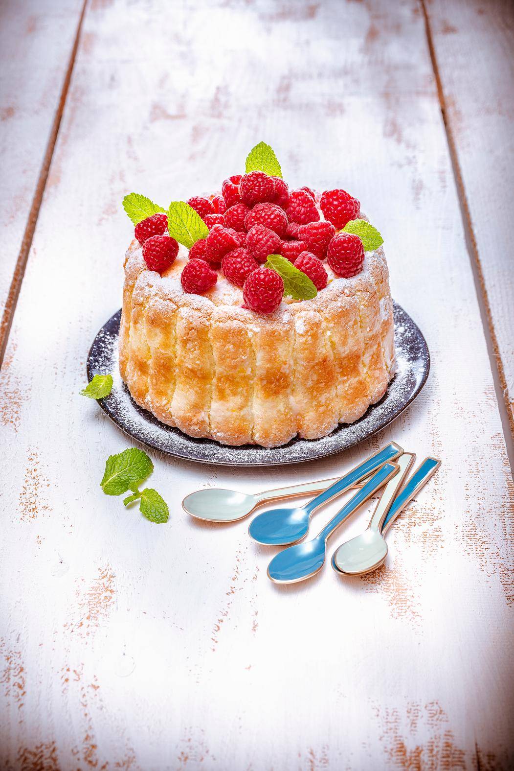 Charlotte de frambuesa - Receta Companion | Moulinex
