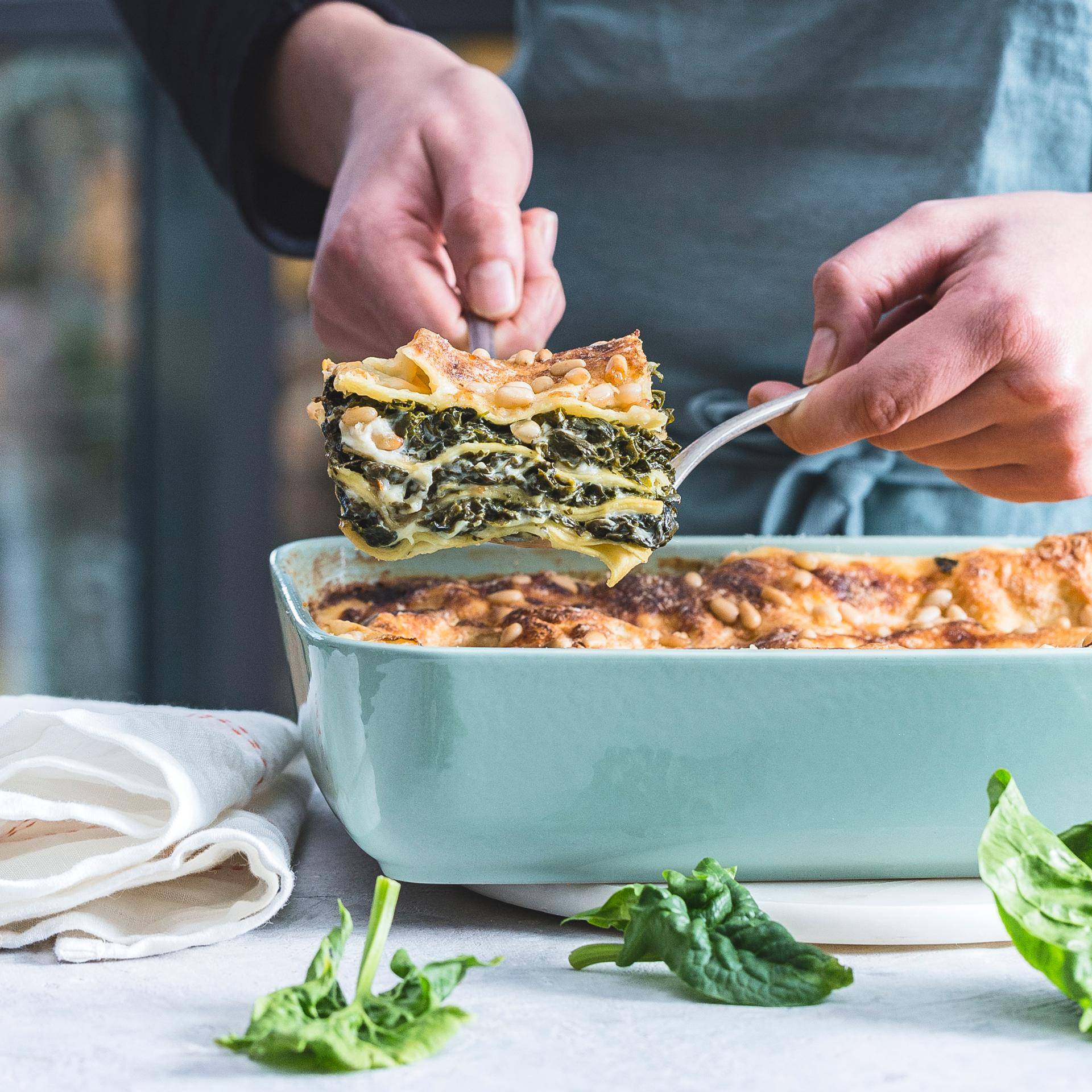 Lasaña de espinacas y bechamel con Comté - Receta Companion | Moulinex