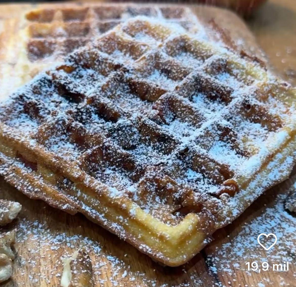 Gofres con manzana caramelizada y nueces - Receta Companion Connect XL | Moulinex