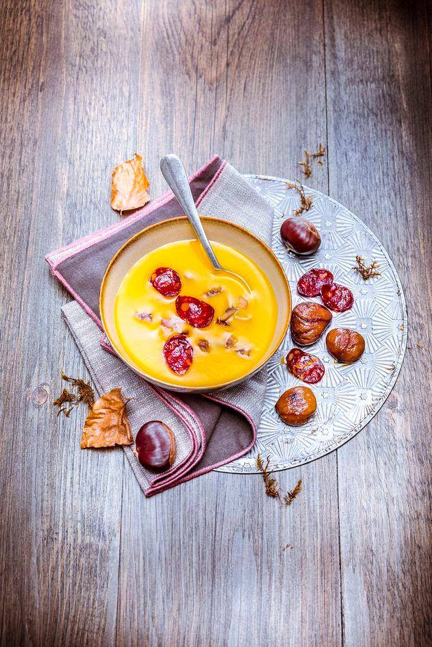 Crema de calabaza, láminas de castaña y chips de chorizo - Receta Perfectmix Cook | Moulinex