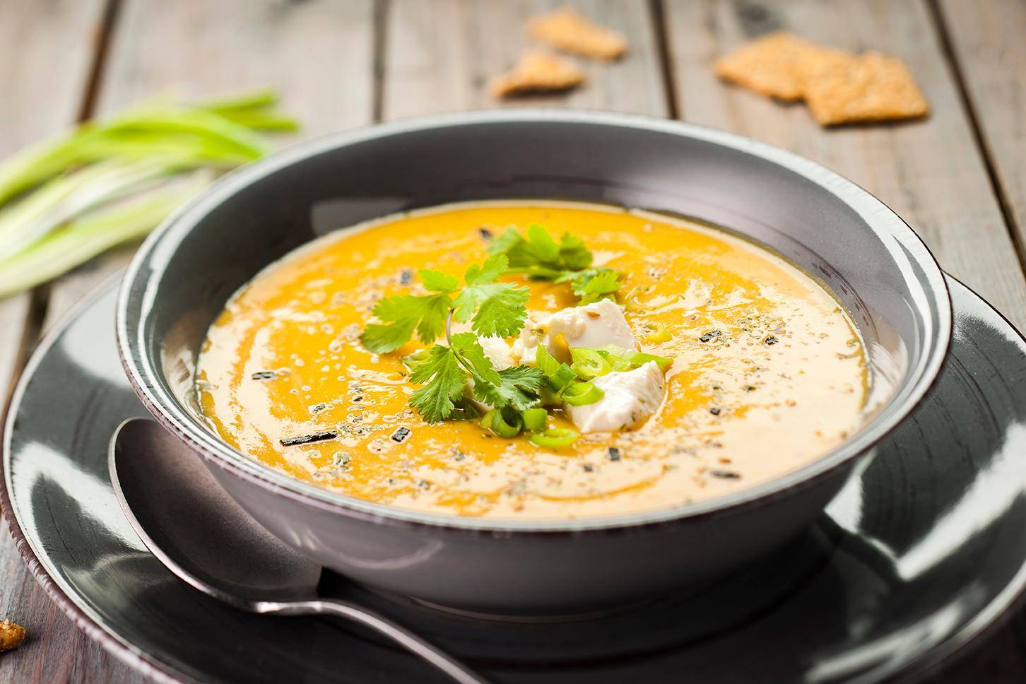 Sopa de boniato y tofu silken - Receta Cookeo | Moulinex