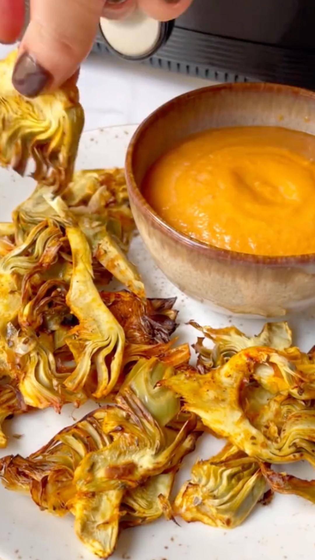 Chips de alcachofa con salsa romescu Realfooding - Receta EASY FRY & GRILL 2 in 1 DIGITAL | Moulinex