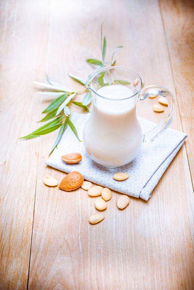 Leche de almendras, tomillo y miel - Receta Perfectmix + | Moulinex
