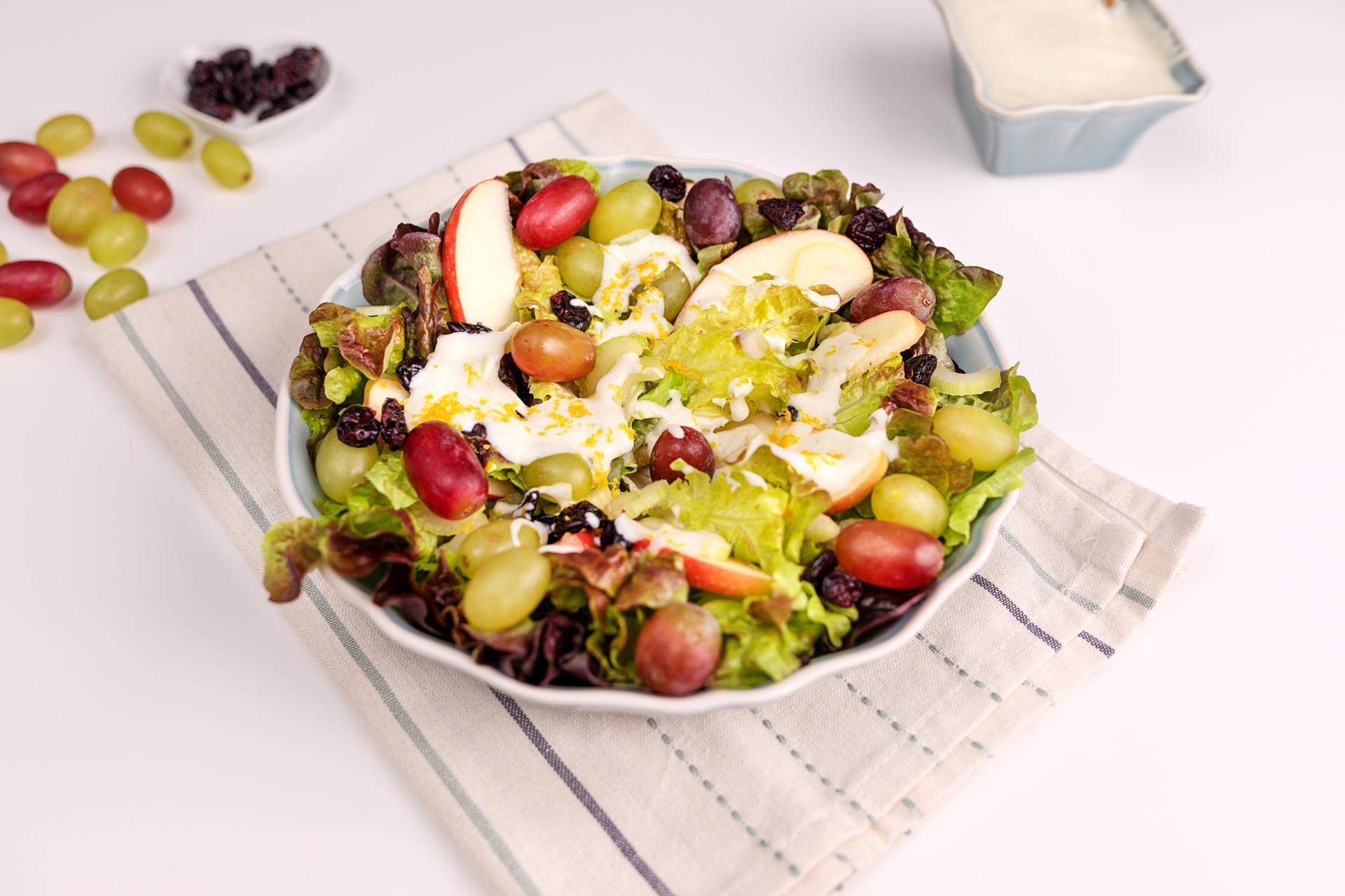 Ensalada Waldorf de invierno - Receta Companion | Moulinex