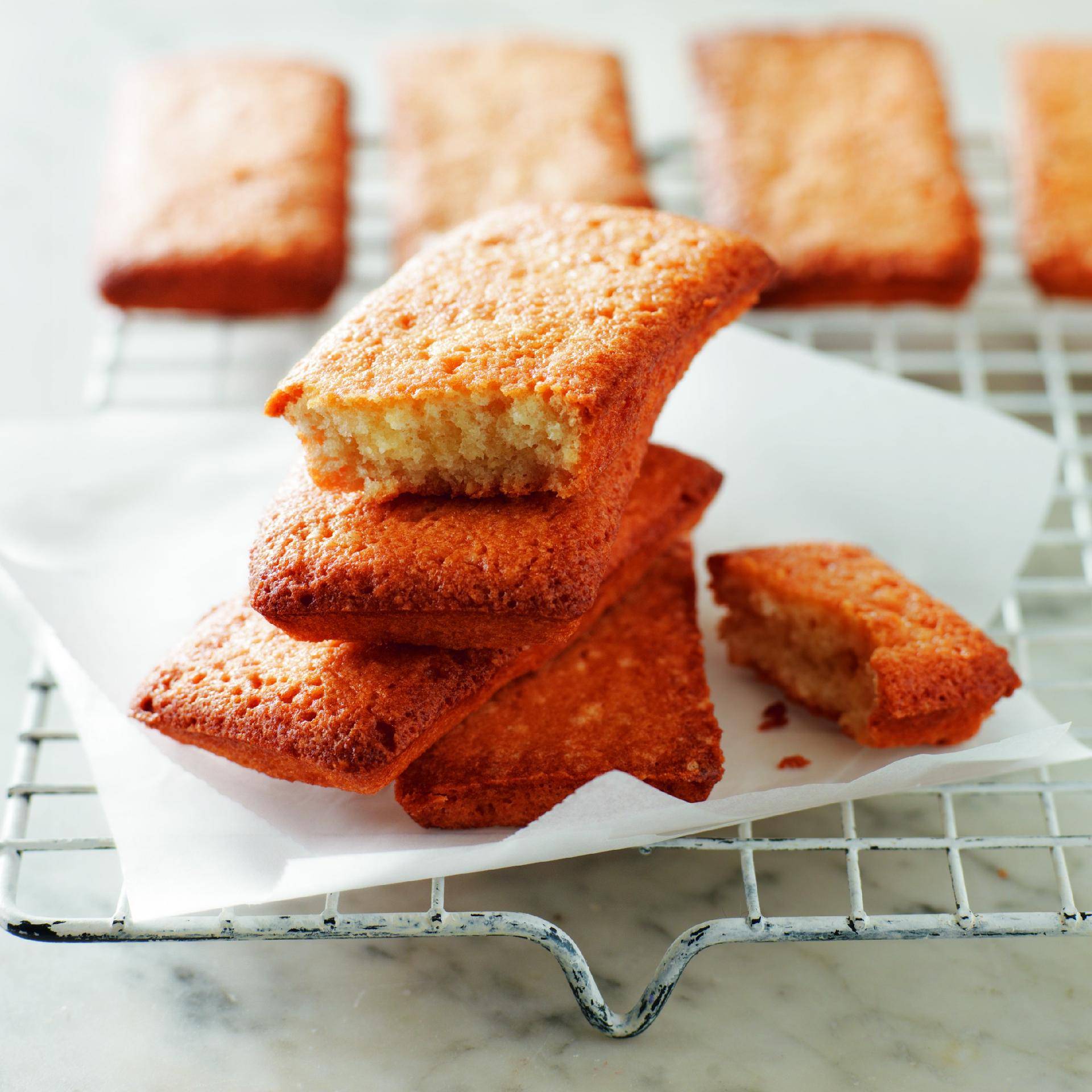 Financiers (bizcochos de almendras) - Receta Companion | Moulinex