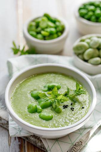 Sopa de habas y judías blancas - Receta Perfectmix Cook | Moulinex