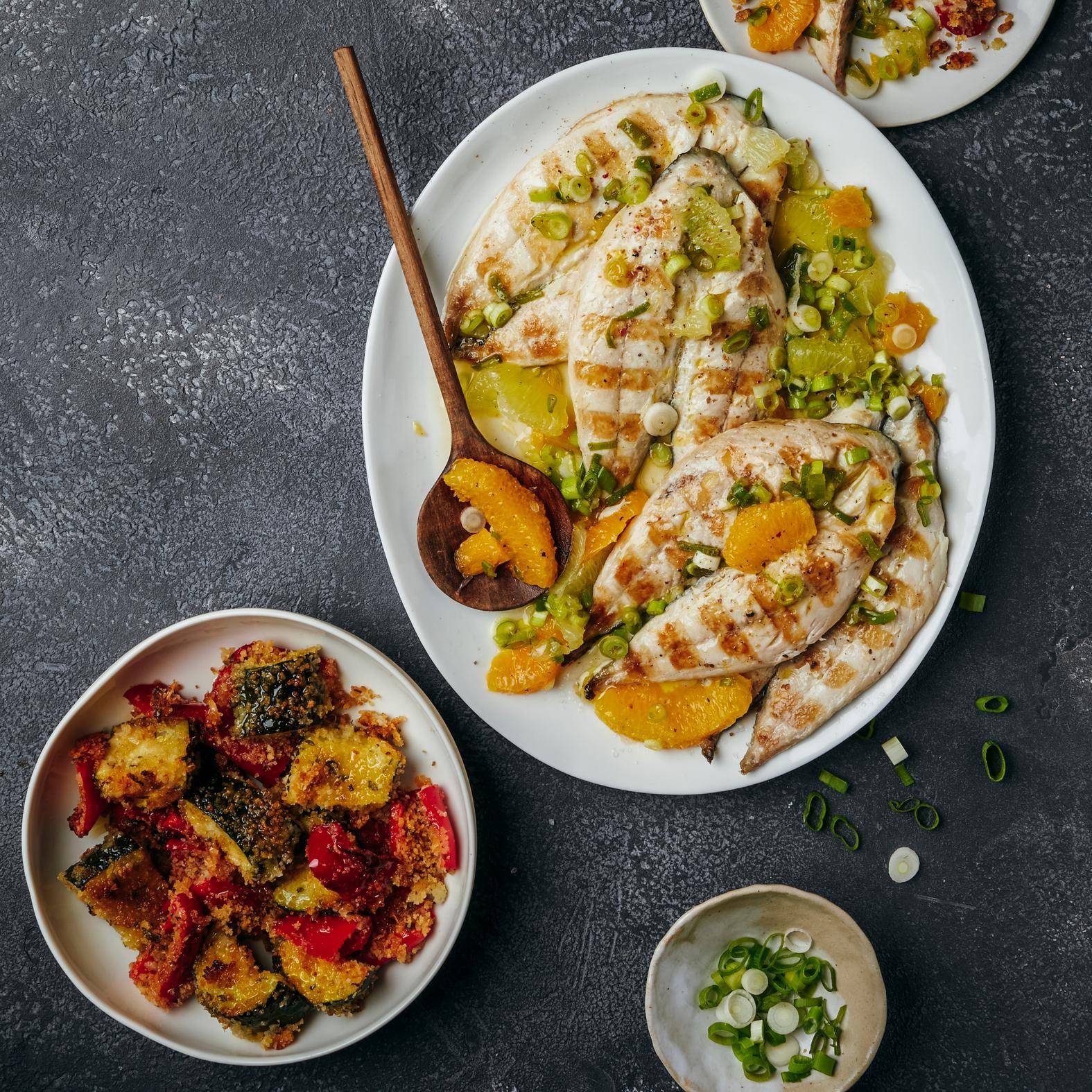 Filetes de caballa a la plancha con cítricos y verduras crujientes - Receta OptiGrill 2in1 XL | Moulinex