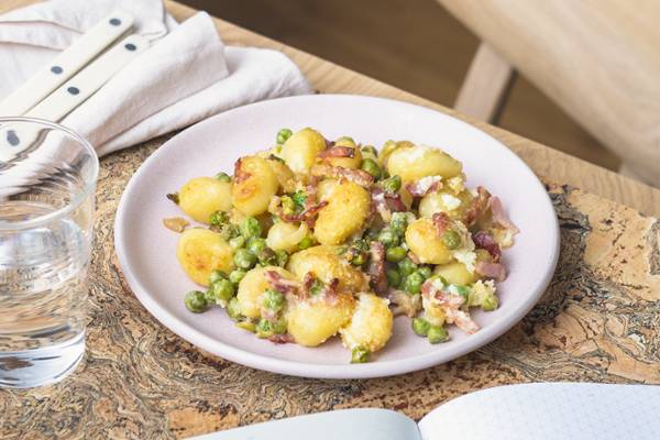 Ñoquis con carbonara de guisantes - Receta Easy Fry Mega | Moulinex