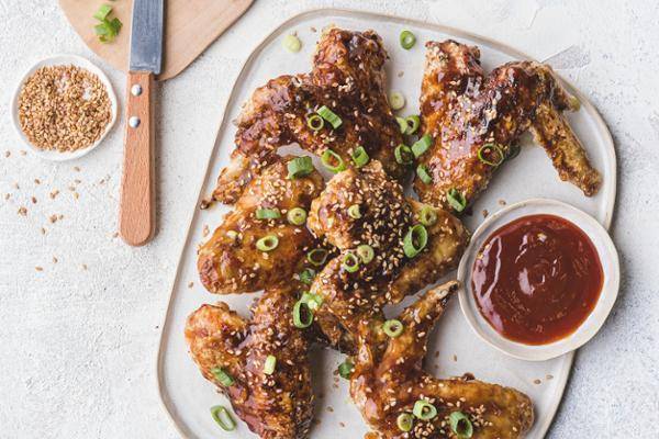 Alas de pollo asiáticas - Receta Easy Fry Max | Moulinex