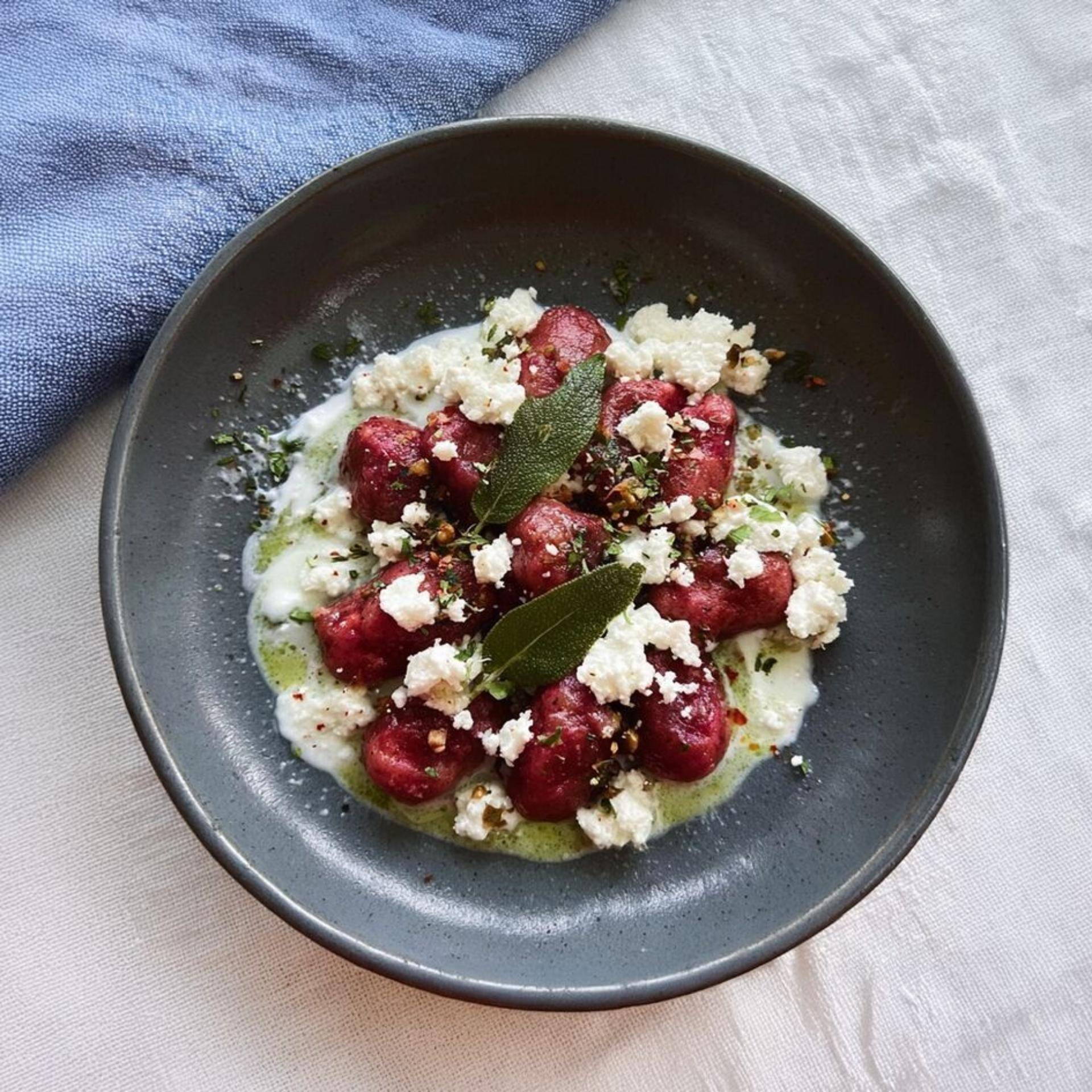 Ñoquis de remolacha, avellana y feta - Receta Companion Connect | Moulinex