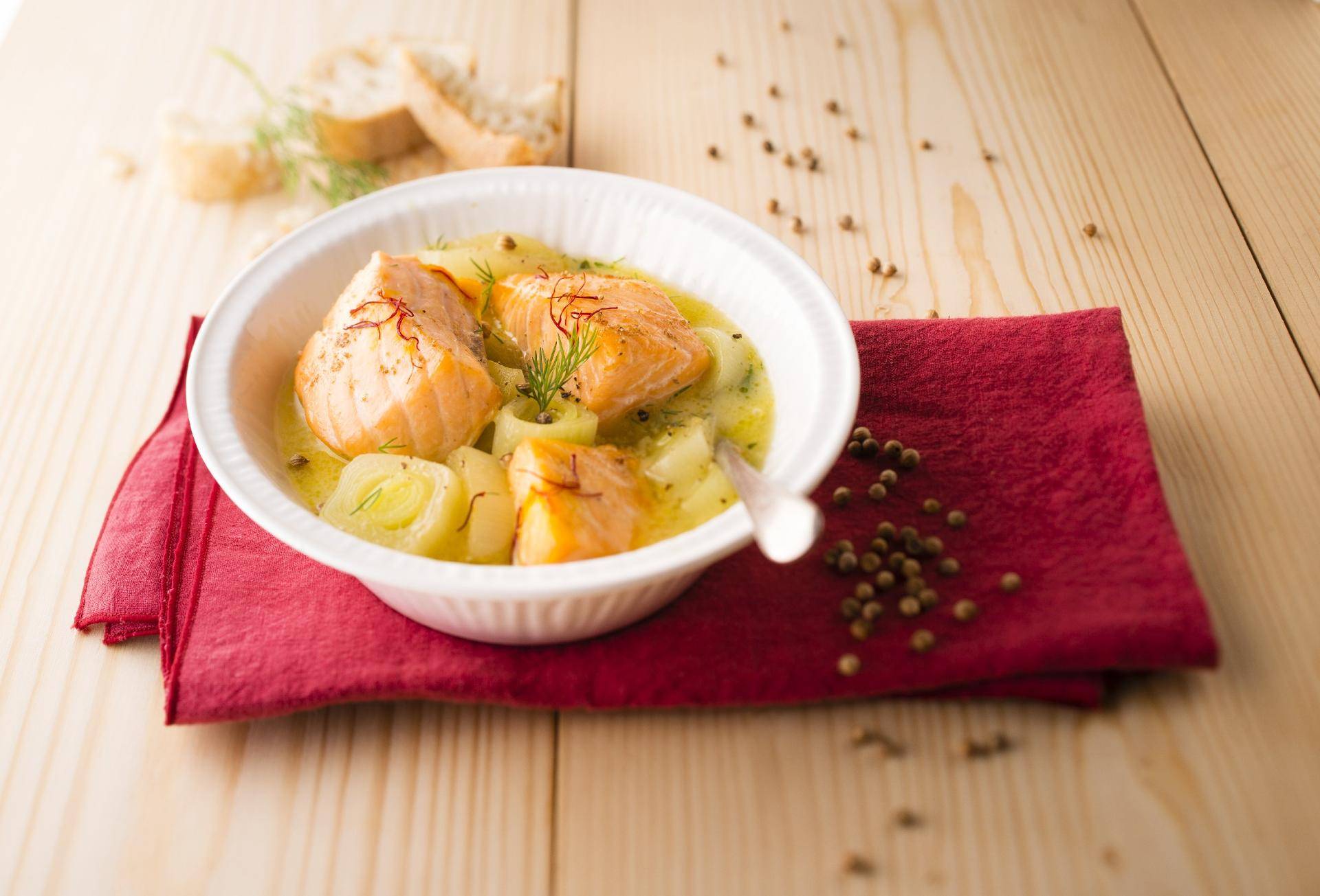 Salmón al azafrán - Receta Cookeo | Moulinex