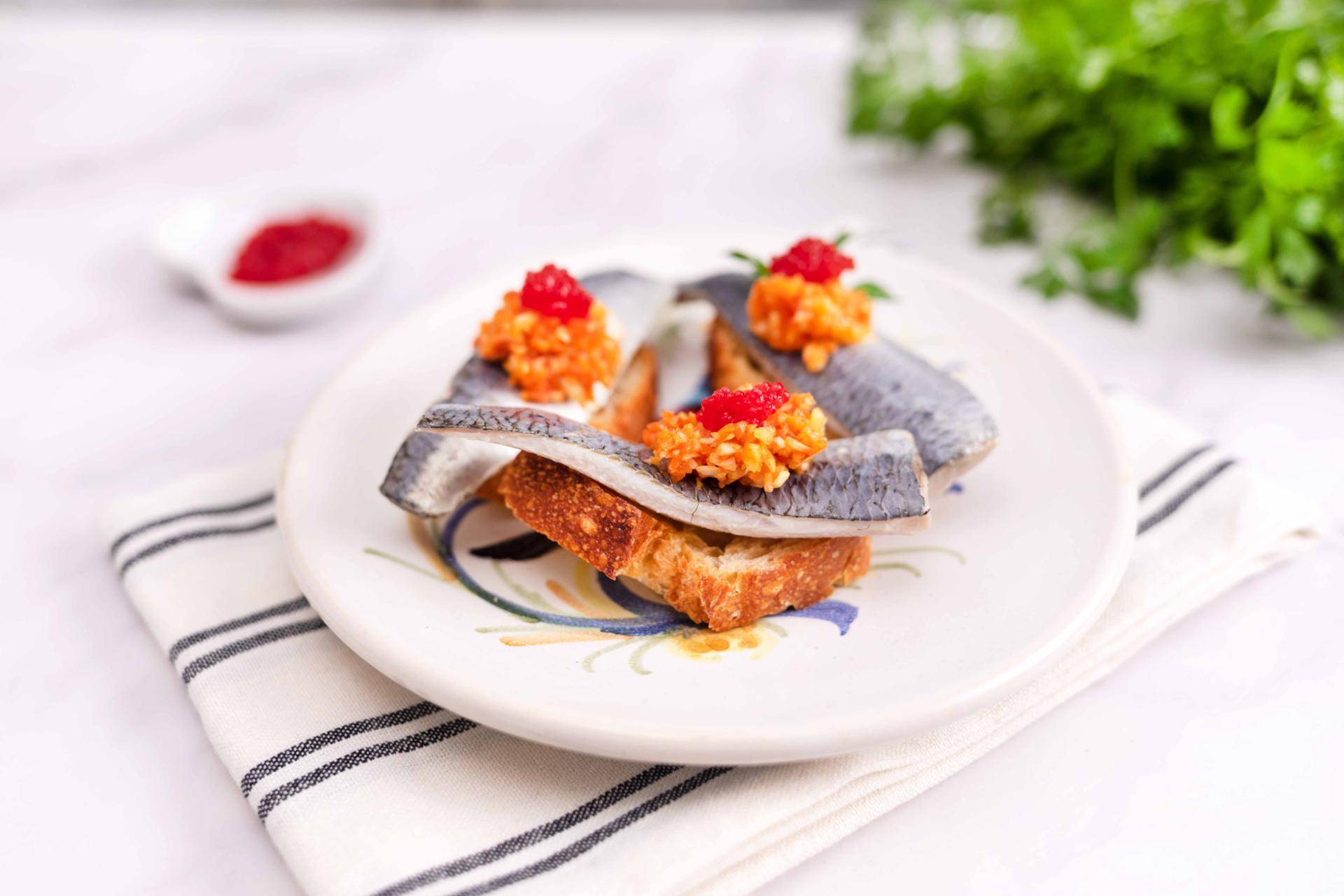 Sardinas marinadas con tartar de verduras - Receta Companion | Moulinex