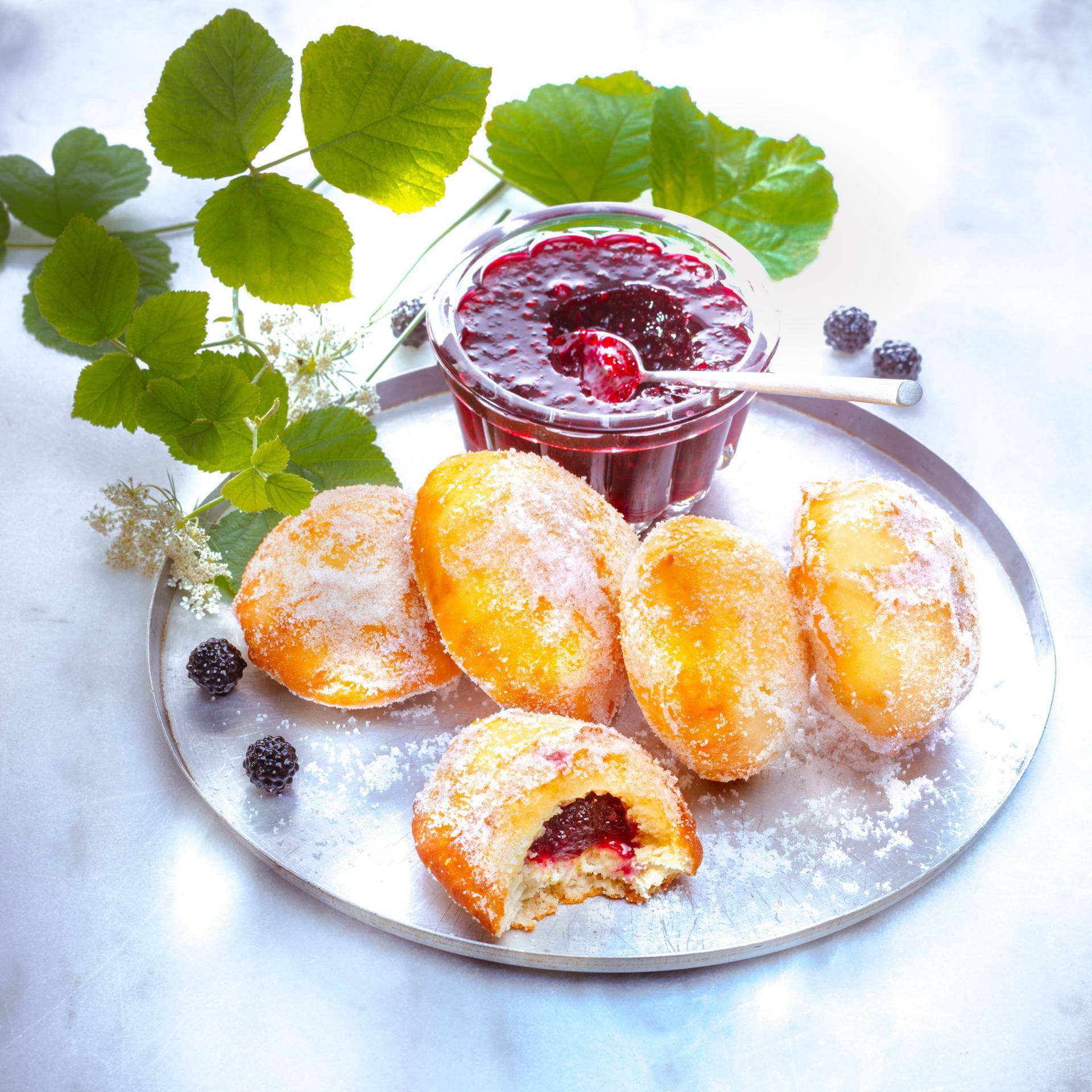 Buñuelos de moras con mermelada casera - Receta Companion Connect | Moulinex