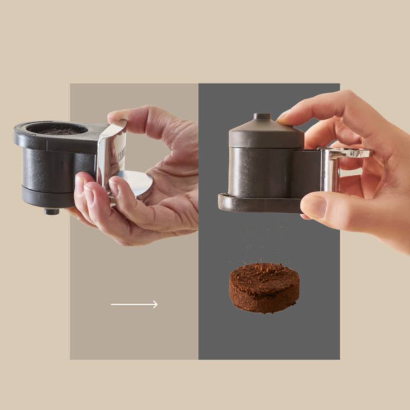 Pack Cafetera Coffee Crush Ivory + Espumador de Leche